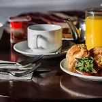 Carlton Dublin Airport 4* Клогран
