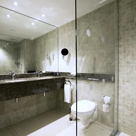 Carlton Dublin Airport 4*