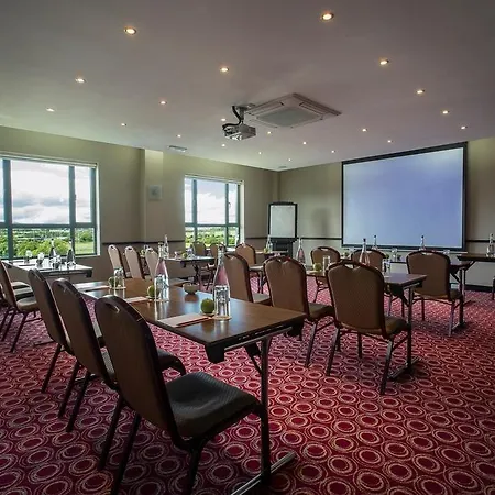 Hotel Carlton Dublin Airport 4*