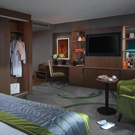 Hotel Carlton Dublin Airport 4*