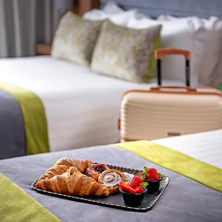 Carlton Dublin Airport Szálloda 4*