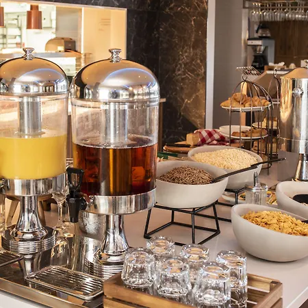 Carlton Dublin Airport Cloghran