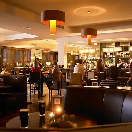 Carlton Dublin Airport Hotel 4*