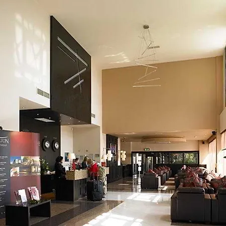 Carlton Dublin Airport 4*