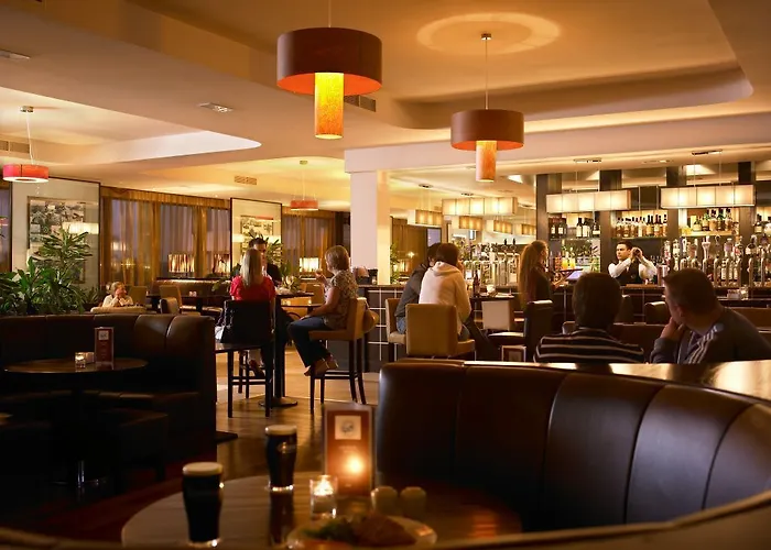 Carlton Dublin Airport Hotel 4*